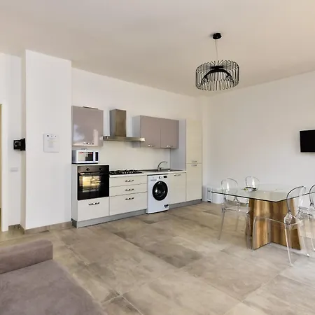 Damavi 3 펜션 토레 델 로소